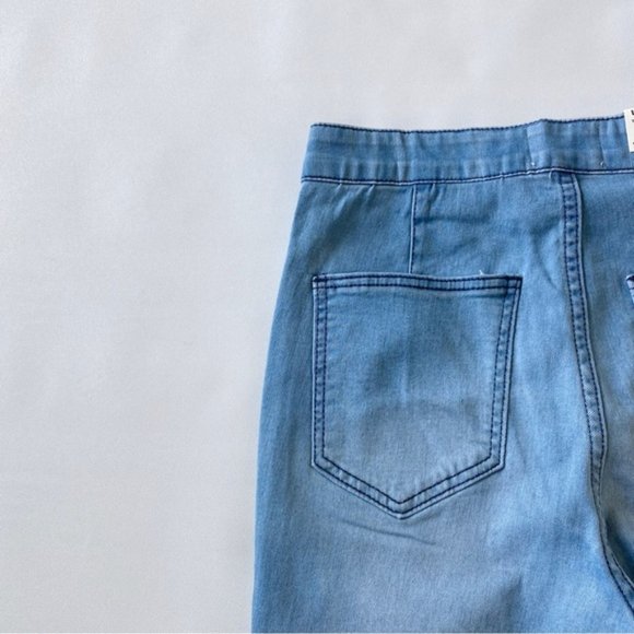 Umgee | High Rise Fringe Hem Bell Bottom Stretch Denim Jeans Light Wash New 5 - Picture 10 of 14